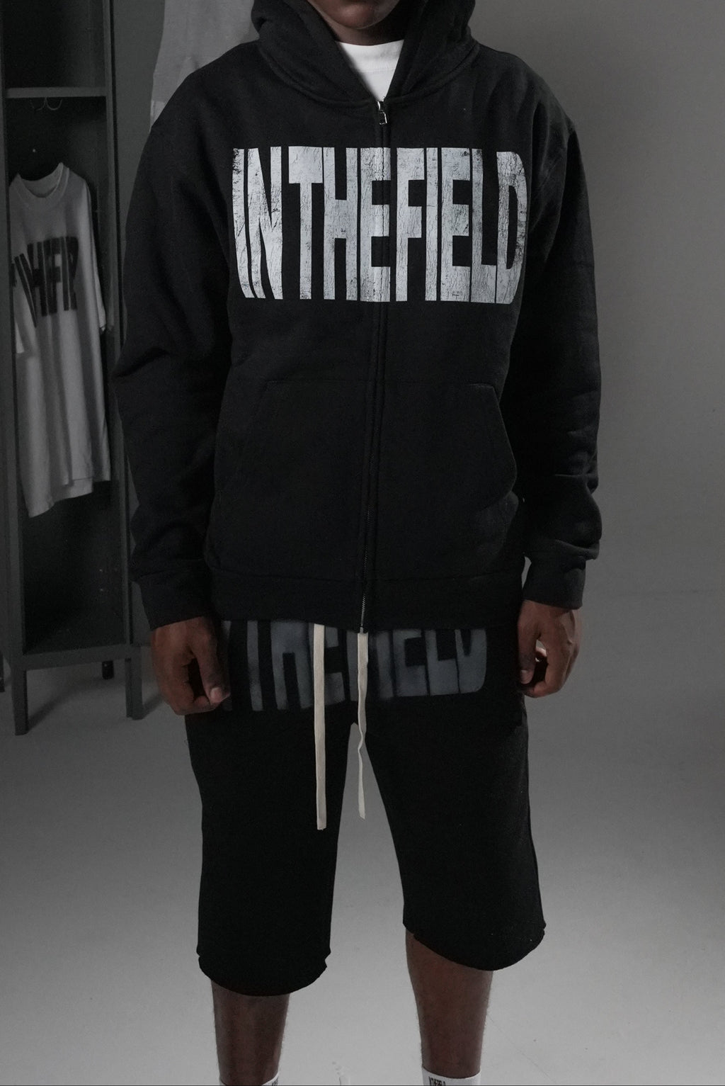 Zip up
